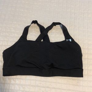 Black sports bra